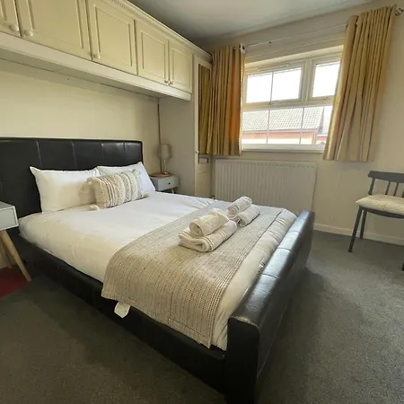 Fabulous Family In Lovely Little Stoke Ferienhaus Bristol