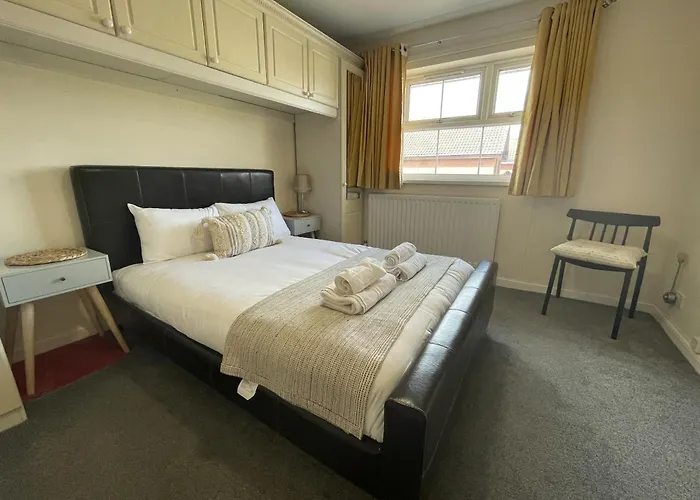 Fabulous Family In Lovely Little Stoke Ferienhaus Bristol