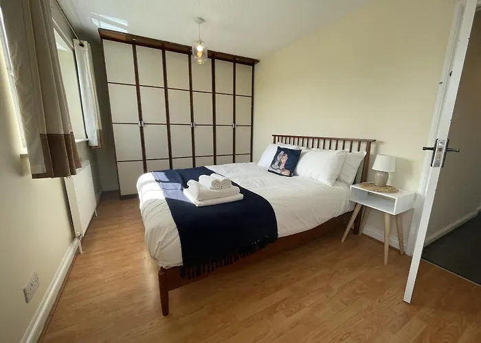 Ferienhaus Fabulous Family In Lovely Little Stoke Bristol